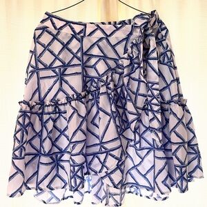Adorable Vineyard Vines summer skirt!